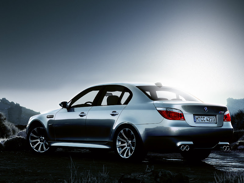 The BMW M5 Sedan Wallpapers for PC title=