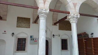 UMUR BEY CAMİİ