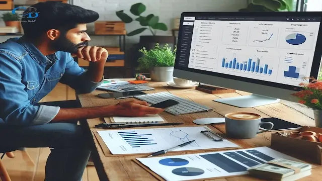 شخص يقوم بـ تحليل بيانات أداء المتجر الإلكتروني على شاشة كمبيوتر تعرض رسومًا بيانية ومقاييس