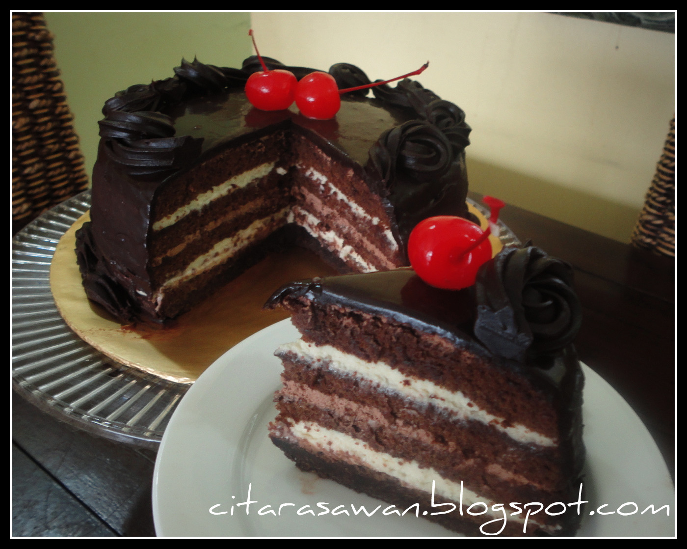 Chocolate Indulgence Cakes