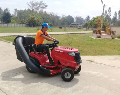 Thailand lawn mower delivery January 2017 isaan