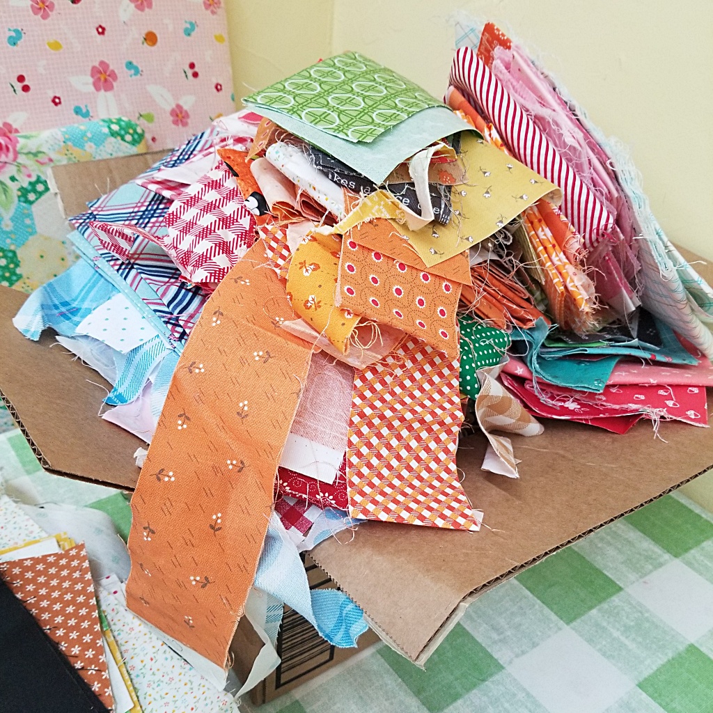 Podunk Pretties Quilting: Mountains Of Scrap Fabric