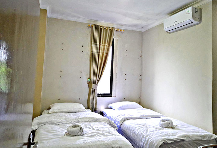 Kamar Superior , Hotel Lima Bintang Melawi
