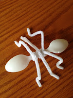 Plastic spoon ants @ whatilivefor.net