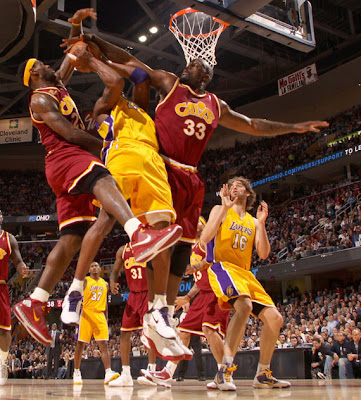 kobe bryant vs lebron james vs michael. kobe bryant vs lebron james vs