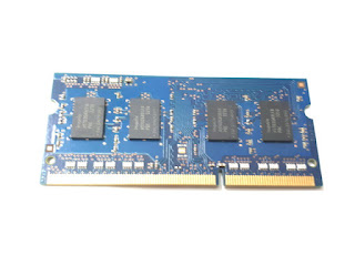 Memory RAM Laptop Sodim DDR3 2GB PC3 RAM 2GB Copotan