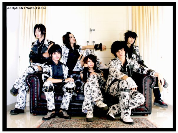 Jellyfish is a visual kei band from Indonesia Formed in the middle of 2008 