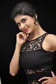 Naveena at ice cream 2 press meet-thumbnail-52