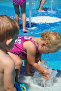 WaTeR PaRk pLaY GrOuP. (water park )