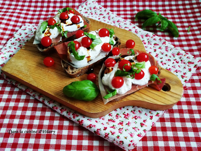 Brushetta à la burrata, tomates Tomberry, jambon cru et basilic - Dans la cuisine d'Hilary