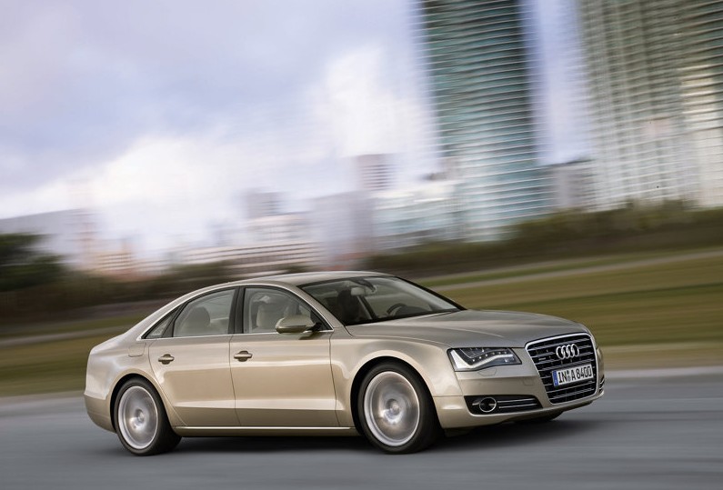 2011 Audi A8 luxury car design