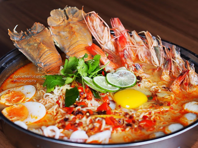  Pim's Super Seafood Tom Yum Pot 1-3 pax For RM 98