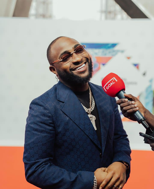 Davido Makes History As first African Artiste to Perform At PFA Awards