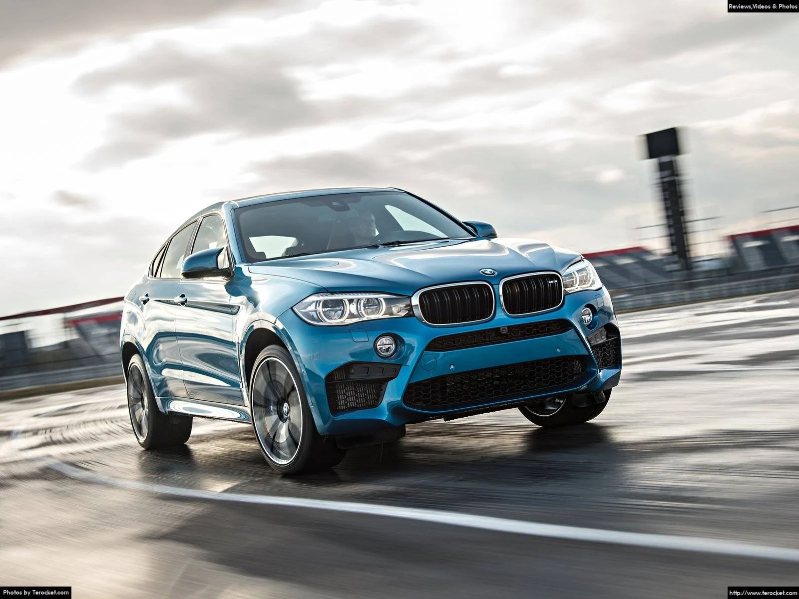 Hình ảnh xe ô tô BMW X6 M 2016 & nội ngoại thất