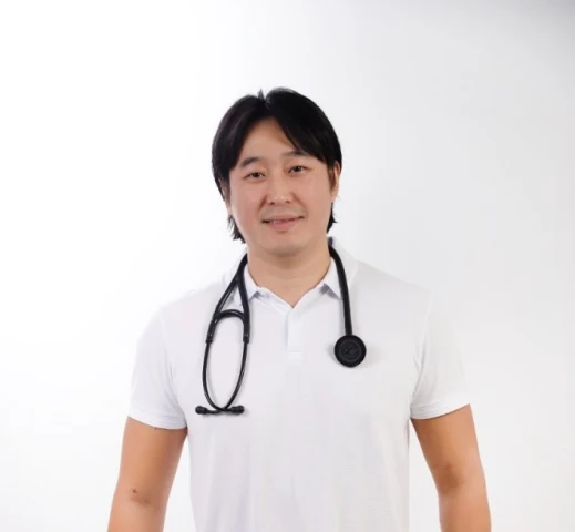 Dr. Roberto Yano