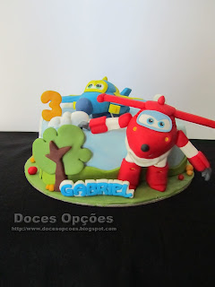 Bolo de aniversário Super Wings bragança