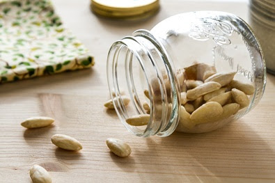10 Khasiat Kacang Almond untuk Kesehatan Tubuh