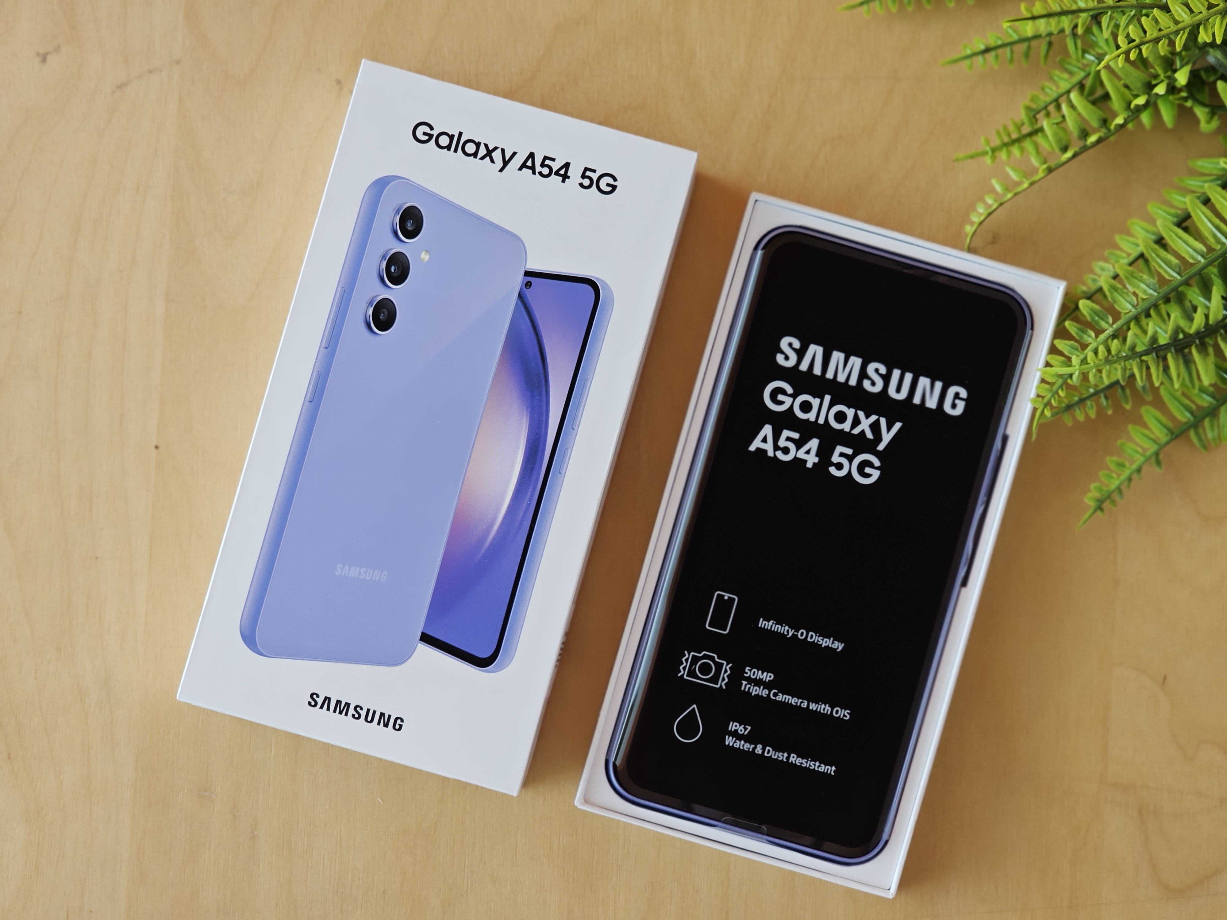 Galaxy A54 5G: Official Unboxing