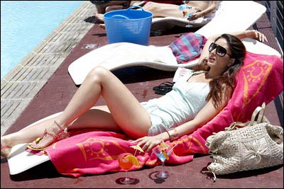 Sexy Kareena kapoor Hot And Latest Photos