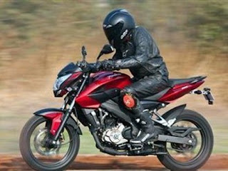 Motor matic injeksi irit harga murah Bajaj Pulsar 200NS