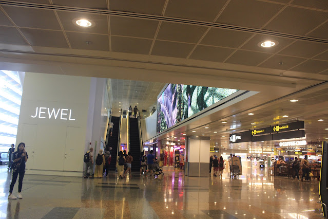 Inilah Changi Airport Singapore, Bandara Keren Dunia