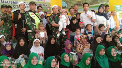 Sektor 9  Satgas Citarum Bersama PT. Indofood  Beri Bantuan Kepada Anak Yatim Dan Duafa