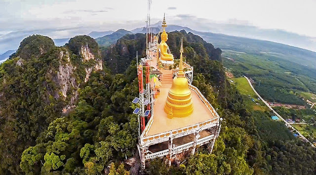 Wat Tham Suea