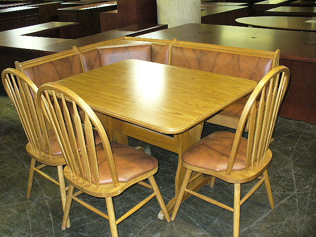 Booth Dinette Set2