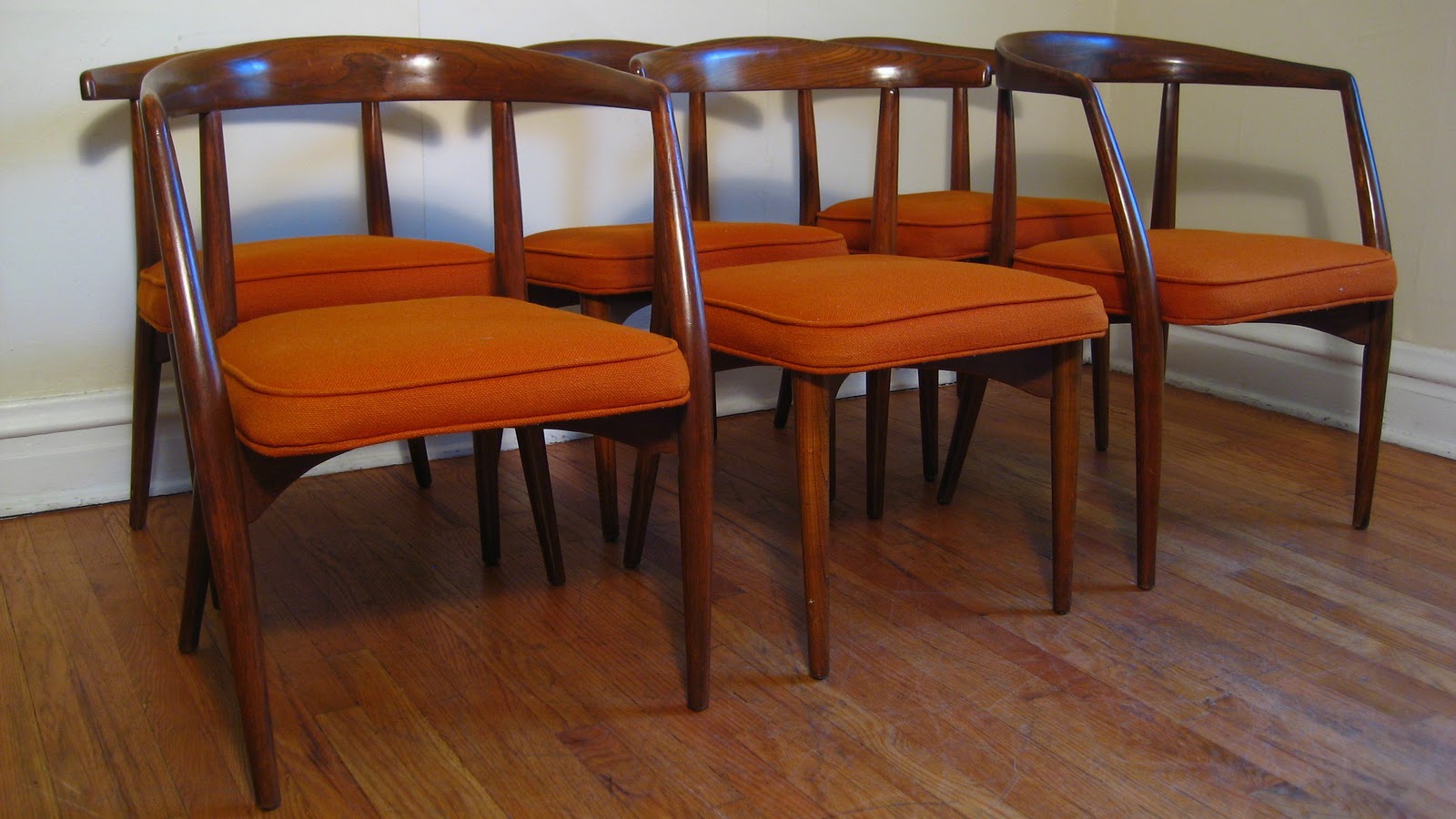 Dining Room Table Seats 10