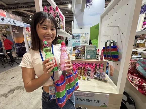▲大補內彈珠汽水觀光工廠，推出套裝行程優惠。（記者林明佑翻攝）