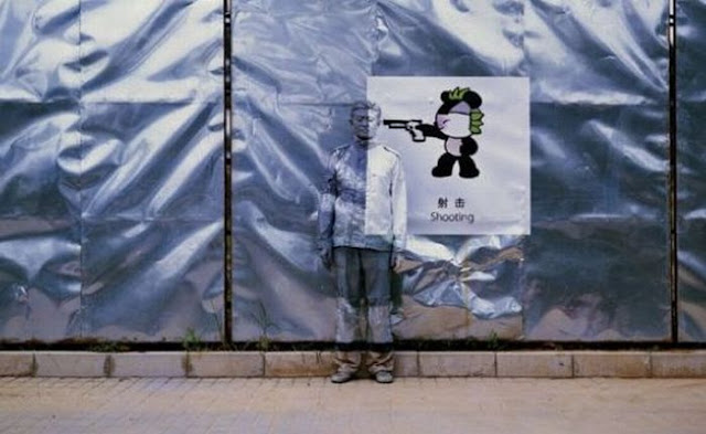 Liu Bolin The Invisible Man | Amazing Camouflage Art