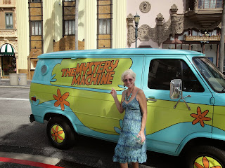 Mystery Machine on Rodeo Drive in Universal Studios Florida