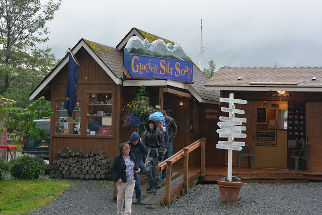 Juneau Glacier shop