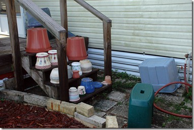 Gardening Pots Clean