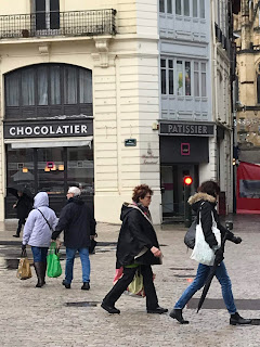 chocolateria en exterio del mercado