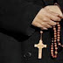 ΑΠΟΚΑΛΥΨΗ-ΒΟΜΒΑ: Επίσκοπος πρωταγωνιστεί σε pοζ βίντεο με 4 γυναίκες...