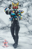 S.H. Figuarts Kamen Rider Na-Go Beat Form 18