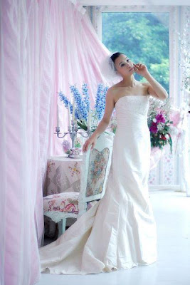 Bridal wedding dress