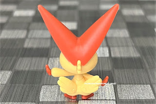 ポケプラ　ビクティニ　ミニ　サイズ　プラモデル　バンダイ　レシラム　セット　限定　Pokémon Plastic Model Pokepla Victini Reshiram 後