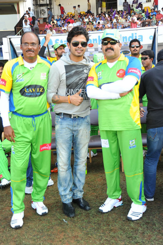 Celebs at Kerala Strikers Match  HD Photos film pics