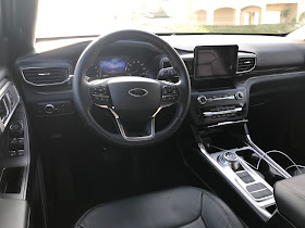Instrument panel in 2020 Ford Explorer Limited Hybrid