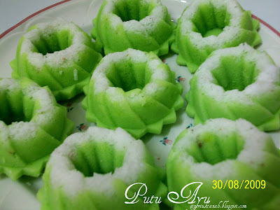 Periuktanah: Kuih Seri Ayu @ Putu Ayu