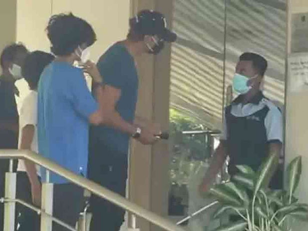 Hrithik Roshan gets angry at the security guard at the hospital door