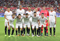 SEVILLA F. C. - Sevilla, España - Temporada 2017-18 - Fernando Correa, N'Zonzi, Nico Pareja, Clément Lenglet, Sergio Rico y Franco Vázquez; Ben Yedder, Corchia, Éver Banega, Nolito y Sergio Escudero. SEVILLA F. C. 3 (Ben Yedder 3) NK MARIBOR 0. 26/09/2017. UEFA Champions League, fase de grupos. Sevilla, estadio Ramón Sánchez Pizjuán.