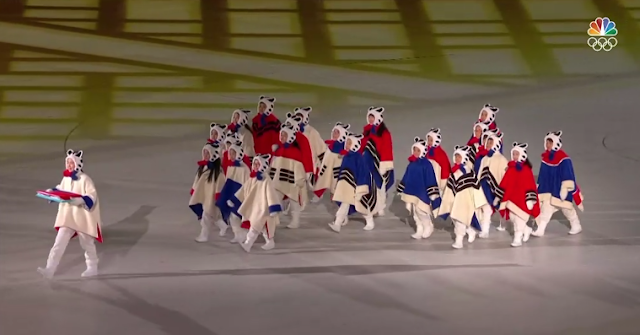 PyeongChang 2018 Winter Olympics Closing Ceremony white tiger elementary schoolers fursuit furry costume South Korea