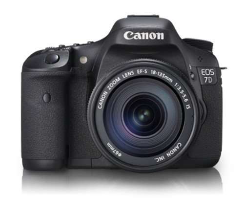 Canon EOS 7D 18 MP CMOS Digital SLR Camera with 3-Inch LCD and 18-135mm f/3.5-5.6 IS UD Standard Zoom Lens