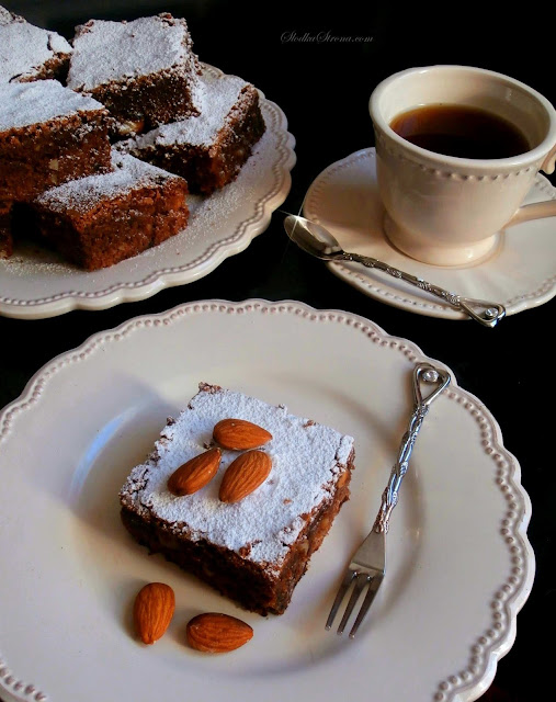 Ciasto Czekoladowe z Migdałami (Brownies z Migdałami) - Przepis - Słodka Strona