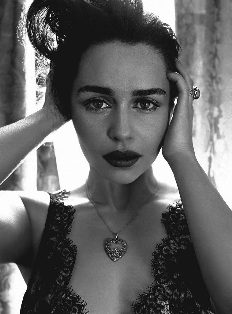 emilia clarke sexy vogue magazine australia models photo shoot