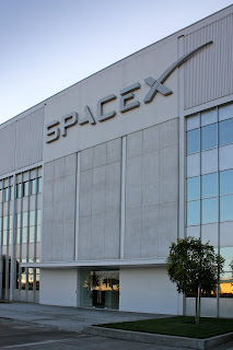 SpaceX Şirketinin Genel Merkezi, Hawthorne, California.