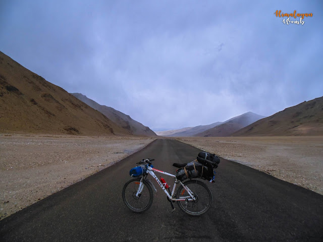 Manali-Leh solo cycling trip